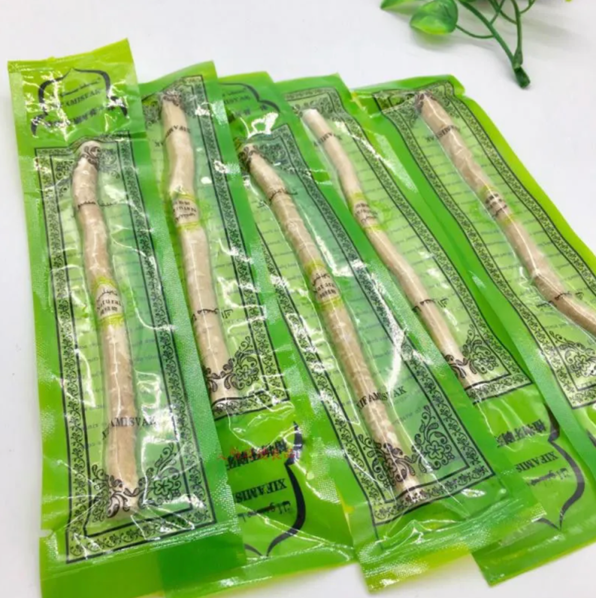 Miswak Natural Tooth Cleaning Stick – Fresh, the Natural Way