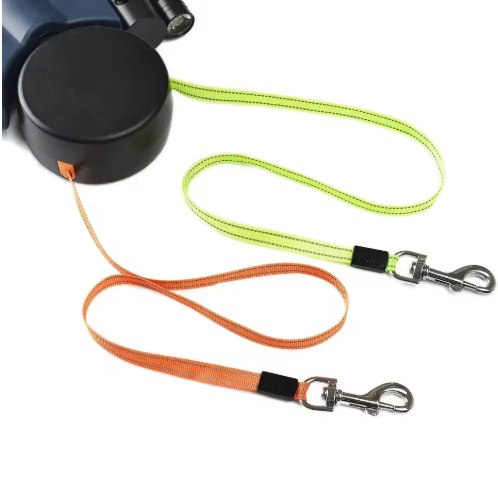 Dual Dog Leash – Walk Two Dogs Tangle-Free (with Light)