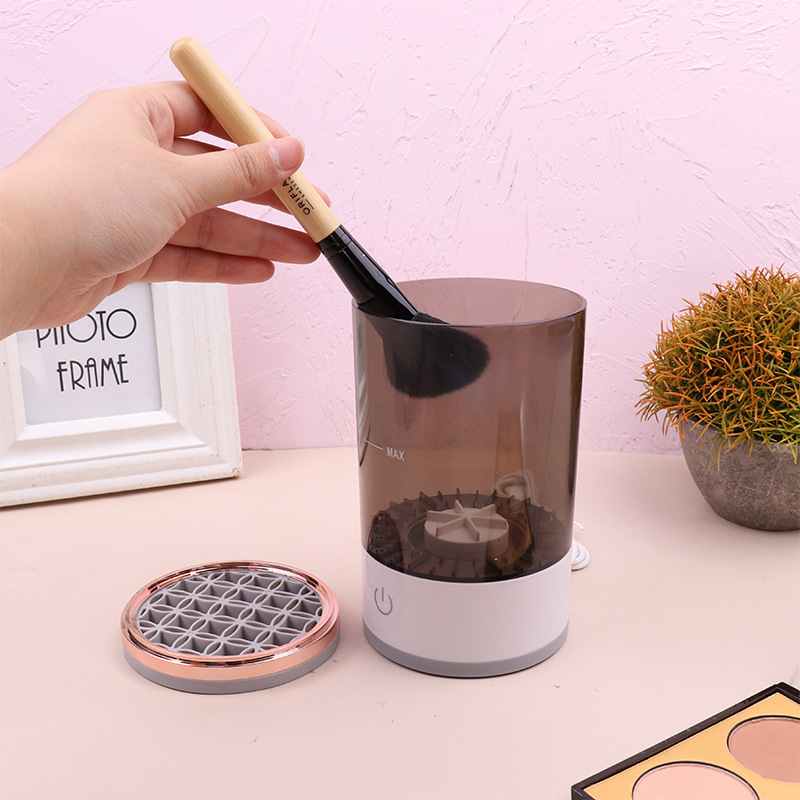 Electric Makeup Brush Cleaner – Spotless Brushes in Seconds